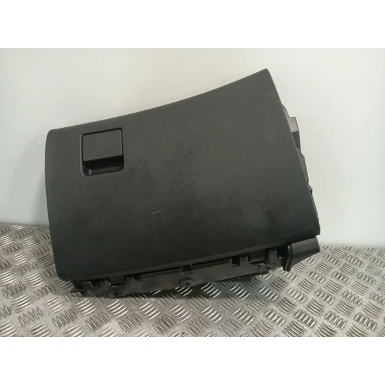Guantera para Opel Insignia Berlina