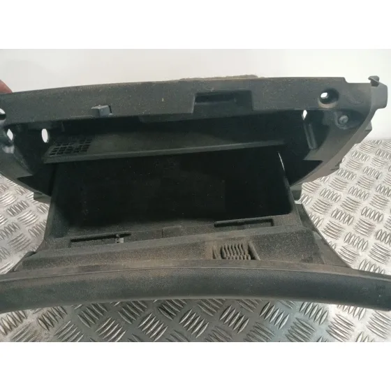 Guantera para Opel Insignia Berlina