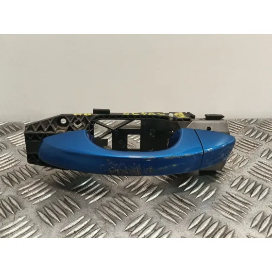 Maneta Exterior Delantera Izquierda para Skoda Octavia Lim. (5E3)