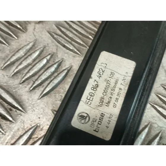 Elevalunas Delantero Derecho para Skoda Octavia Lim. (5E3)