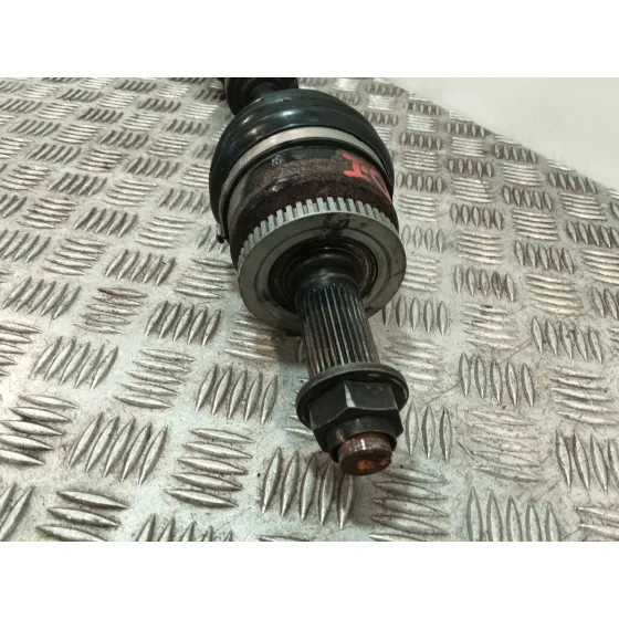 Transmision Delantera Izquierda para Kia Carnival
