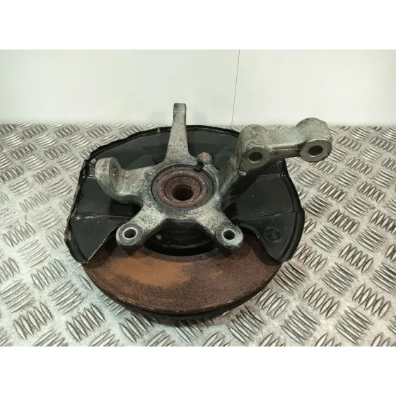 Mangueta Delantera Derecha para Mercedes-Benz Clase B (W245)