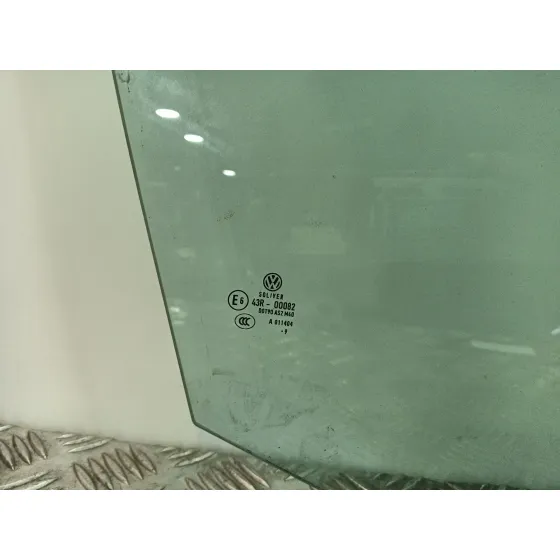 Luna Delantera Derecha para Volkswagen Passat B7 Variant (365)
