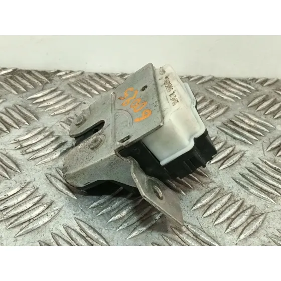 Maneta Exterior Porton para Mercedes-Benz Clase A (W169)