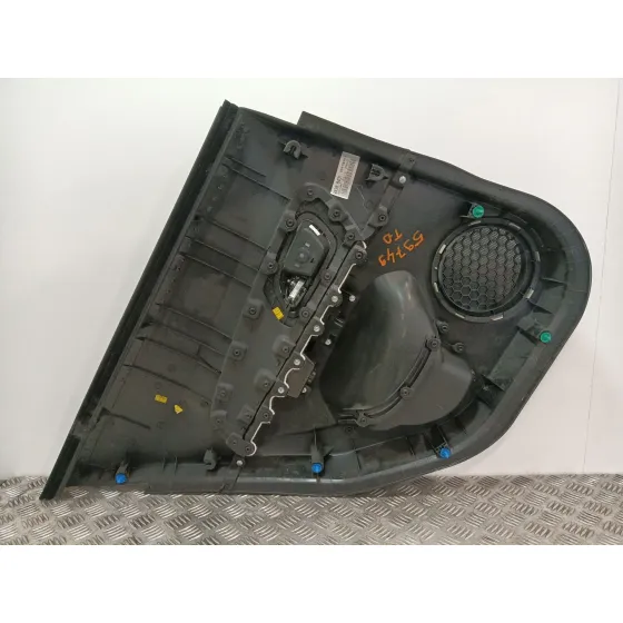 Guarnecido Puerta Trasera Derecha para Chevrolet Cruze Hatchback (J305)
