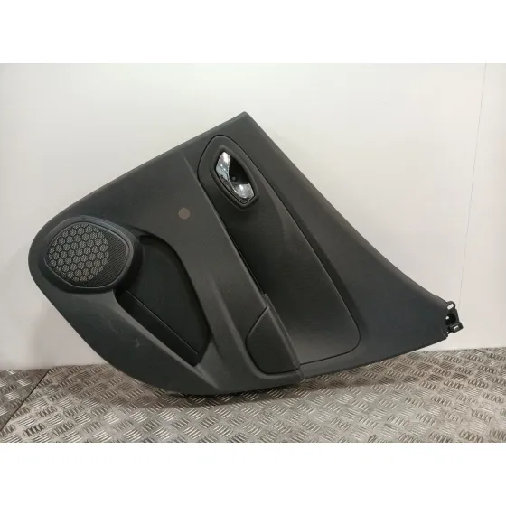 Guarnecido Puerta Trasera Derecha para Renault Clio Iv
