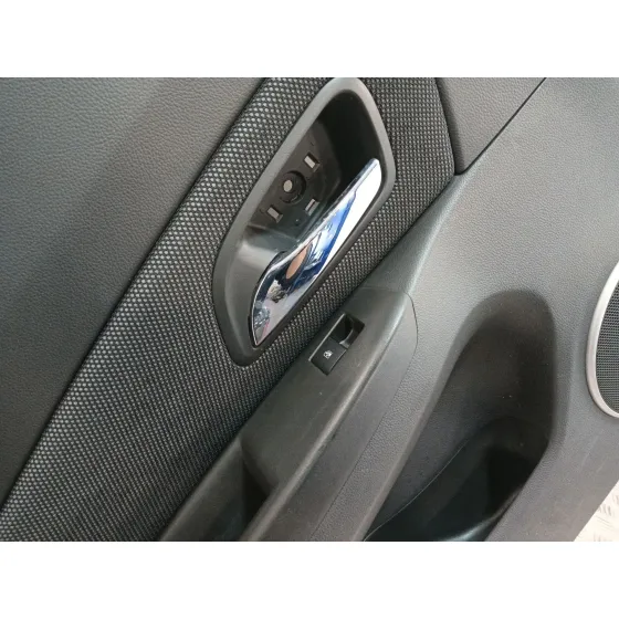 Guarnecido Puerta Trasera Izquierda para Chevrolet Cruze Hatchback (J305)