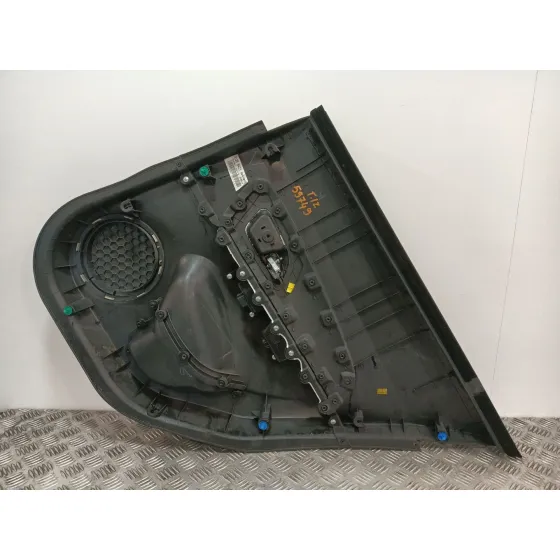 Guarnecido Puerta Trasera Izquierda para Chevrolet Cruze Hatchback (J305)