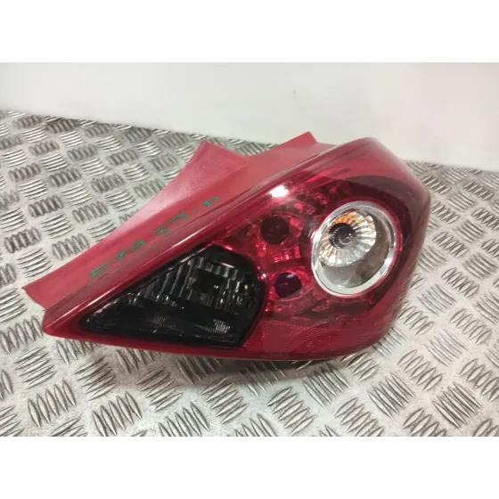 Piloto Trasero Derecho para Opel Corsa D