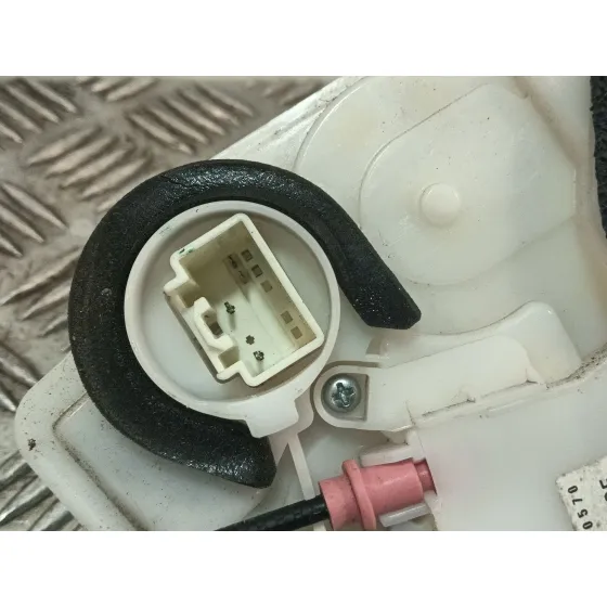 Cerradura Puerta Trasera Derecha para Mazda Cx-3 (Dk)