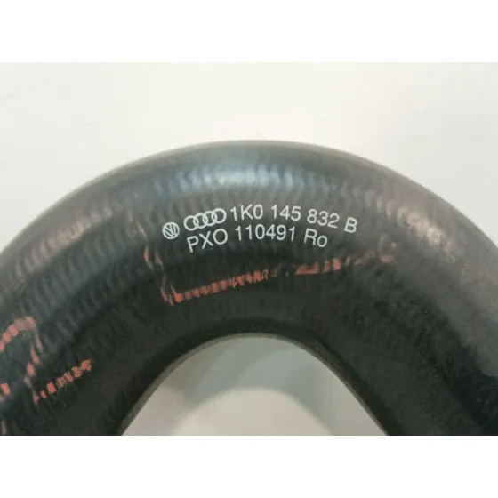 Tubo para Volkswagen Golf V (1K1)