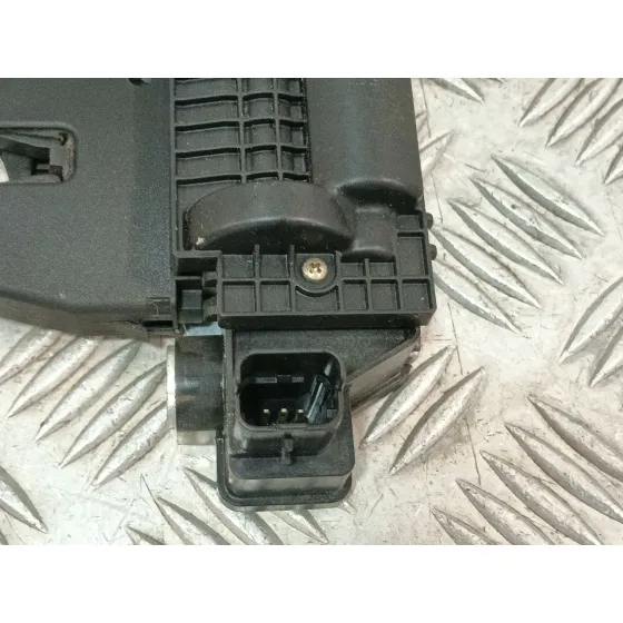 Cerradura Maletero / Porton para Peugeot 3008