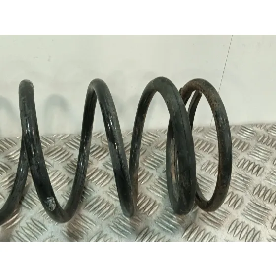 Muelle Trasero Derecho para Mitsubishi Montero (V3_W, V2_W, V4_W, V5_W)