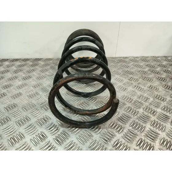 Muelle Trasero Derecho para Mitsubishi Montero (V3_W, V2_W, V4_W, V5_W)