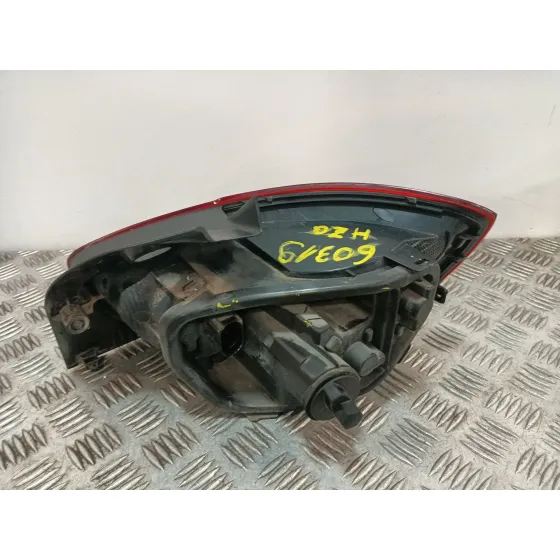 Piloto Trasero Izquierdo para Seat Ibiza Iv (6J5, 6P1)