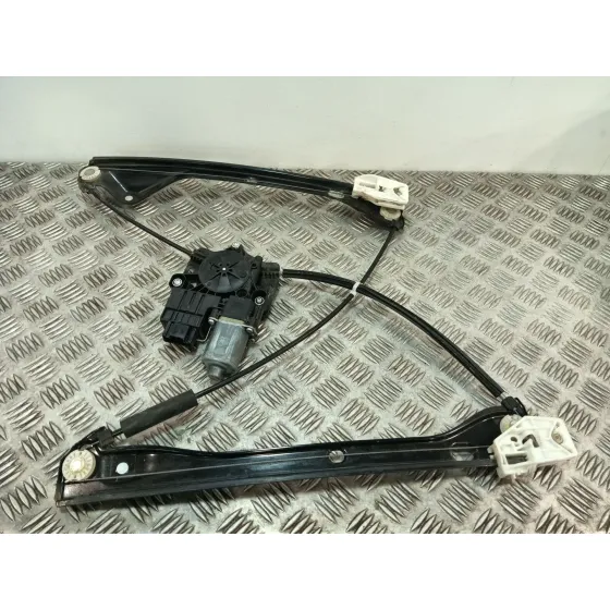 Elevalunas Delantero Izquierdo para Skoda Fabia Iii (Nj3)