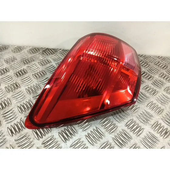 Piloto Trasero Izquierdo para Nissan Qashqai I (J10, Nj10)
