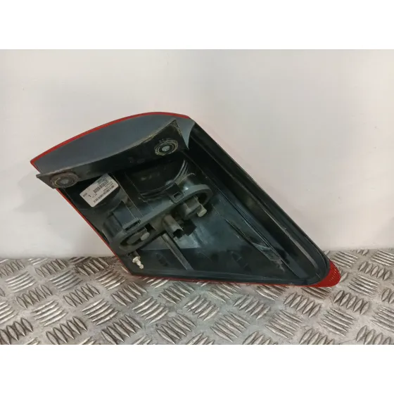 Piloto Trasero Izquierdo para Nissan Qashqai I (J10, Nj10)
