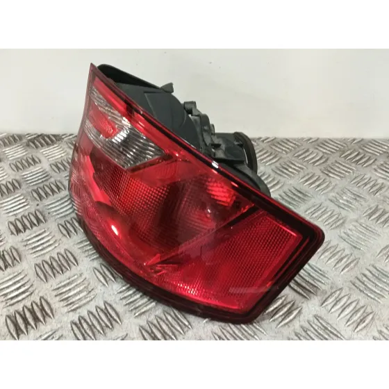 Piloto Trasero Derecho para Seat Toledo Iv (Kg3)