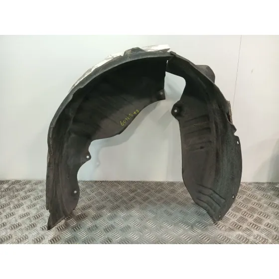 Plastico Paso Rueda Trasero Izquierdo para Kia Xceed (Cd)
