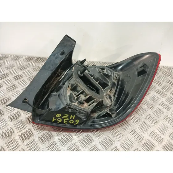 Piloto Trasero Izquierdo para Dacia Sandero Ii (B8_)
