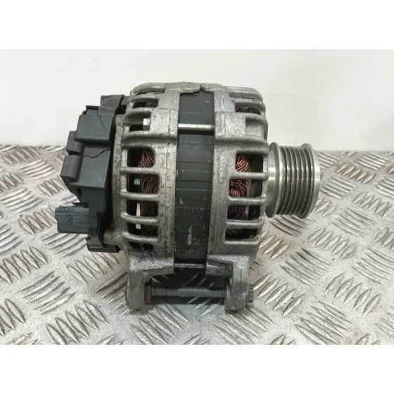 Alternador para Seat Ibiza Iv (6J5, 6P1)