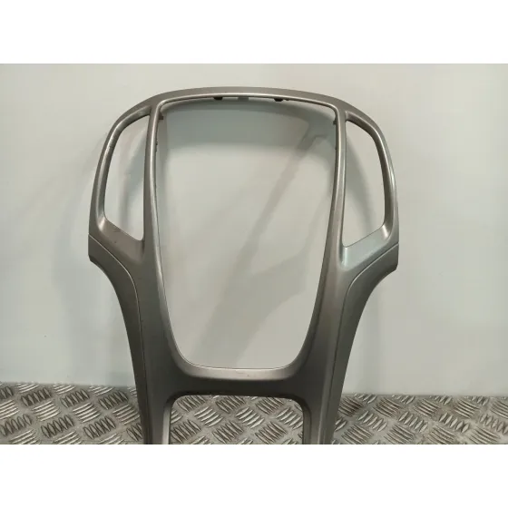 Moldura para Opel Astra J Lim.