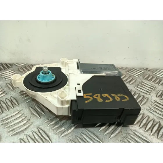 Motor Elevalunas Delantero Derecho para Seat Leon (1P1)