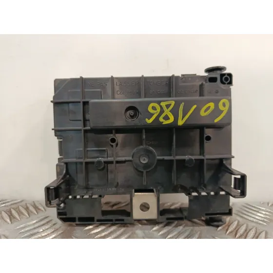 Caja Reles / Fusibles para Peugeot Partner Monospace (5_, G_)