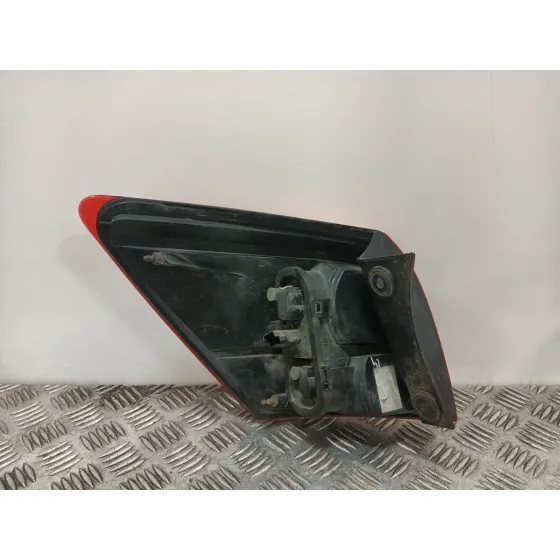 Piloto Trasero Derecho para Nissan Qashqai I (J10, Nj10)