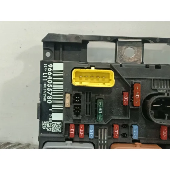 Caja Reles / Fusibles para Peugeot 207/207+ (Wa_, Wc_)