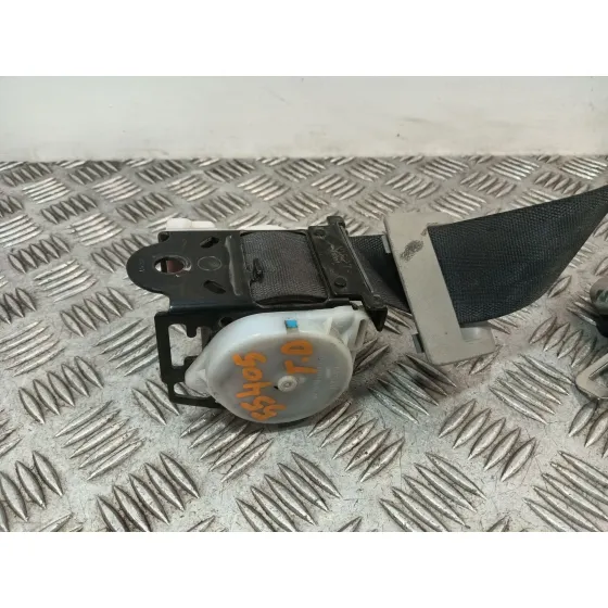 Cinturon Seguridad Trasero Derecho para Mitsubishi Montero (V60/V70)