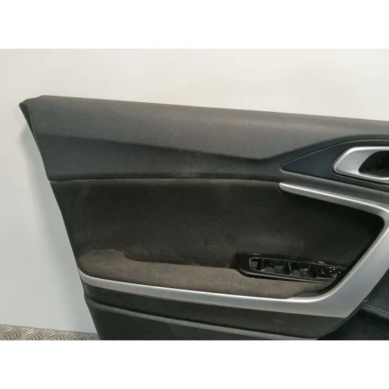 Guarnecido Puerta Delantera Izquierda para Kia Ceed