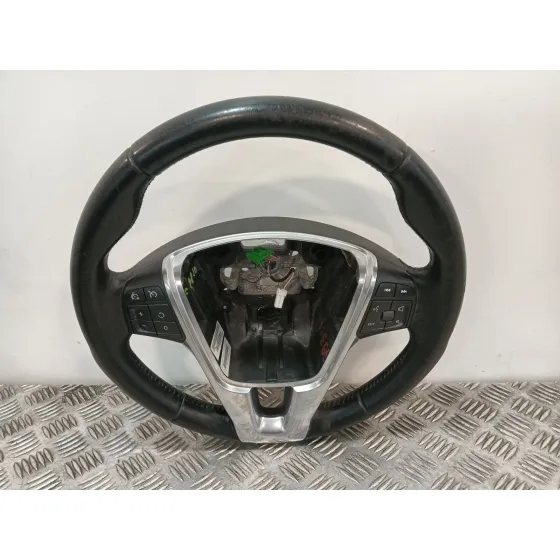 Volante para Volvo V40 Hatchback (525)