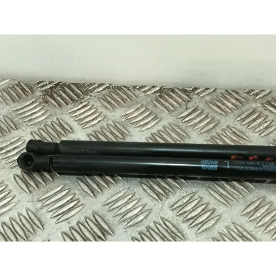 Amortiguadores Maletero / Porton para Mazda 3 Lim. (Bl)