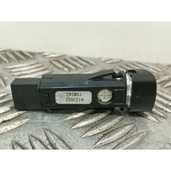 Warning para Volvo V40 Hatchback (525)