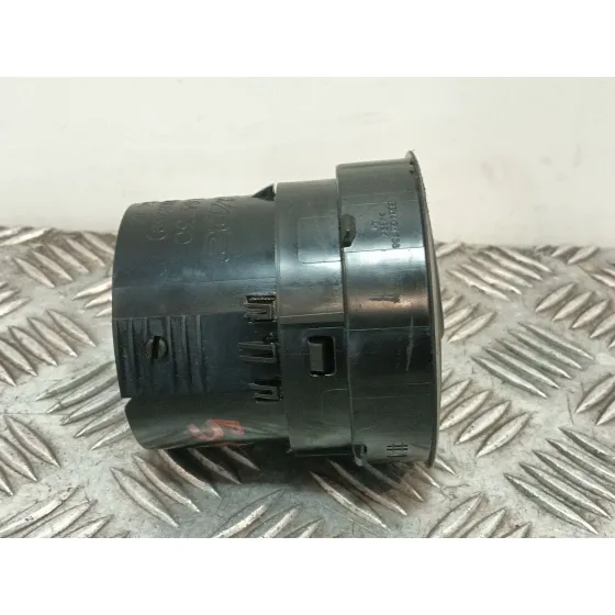 Aireador para Mazda 3 Lim. (Bl)