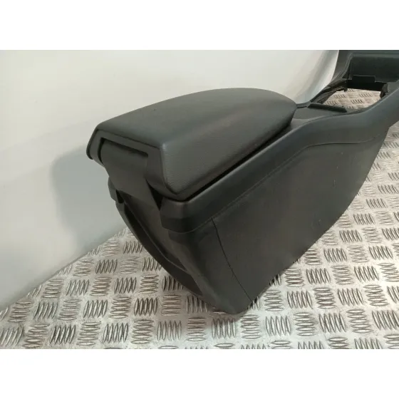 Consola Central para Volvo V40 Hatchback (525)