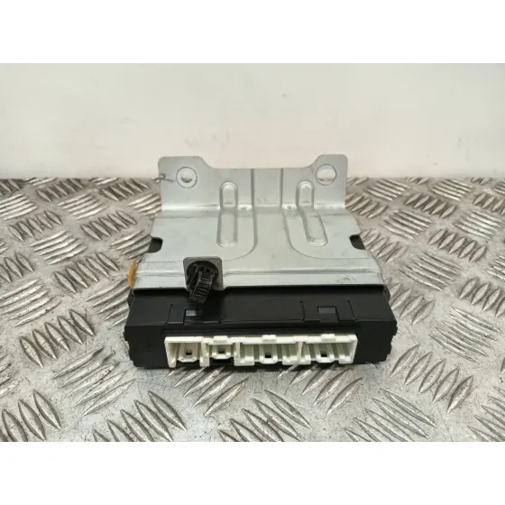 Modulo Electronico para Mazda 3 Lim. (Bl)