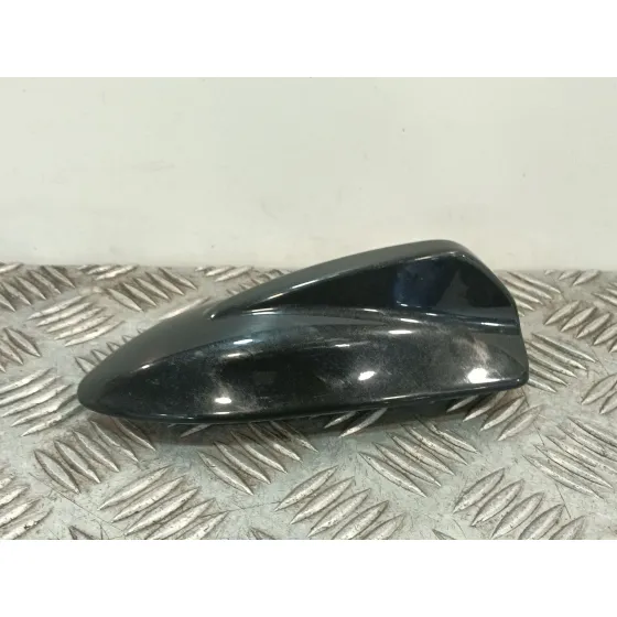 Antena para Volvo V40 Hatchback (525)