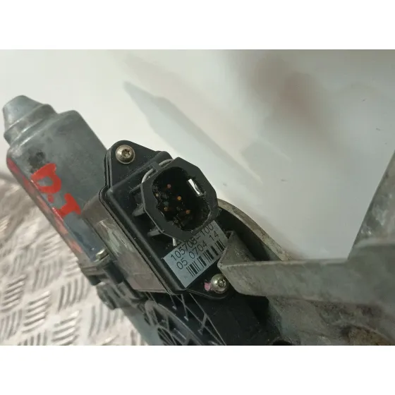 Elevalunas Delantero Izquierdo para Opel Corsa B