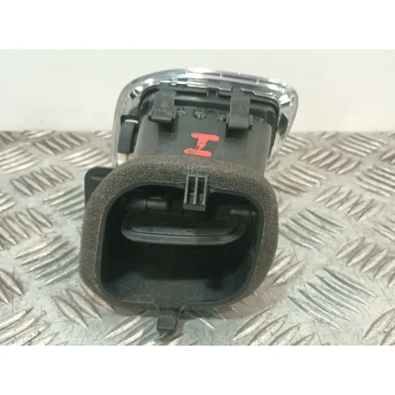 Rejilla Aireadora para Volvo V40 Hatchback (525)