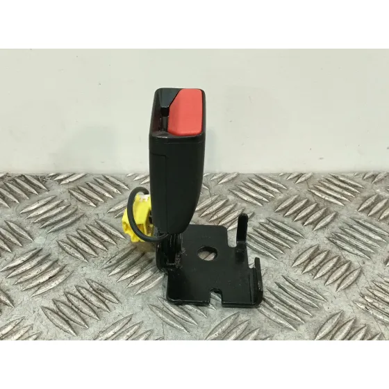 Enganche Cinturon Trasero Derecho para Volvo V40 Hatchback (525)