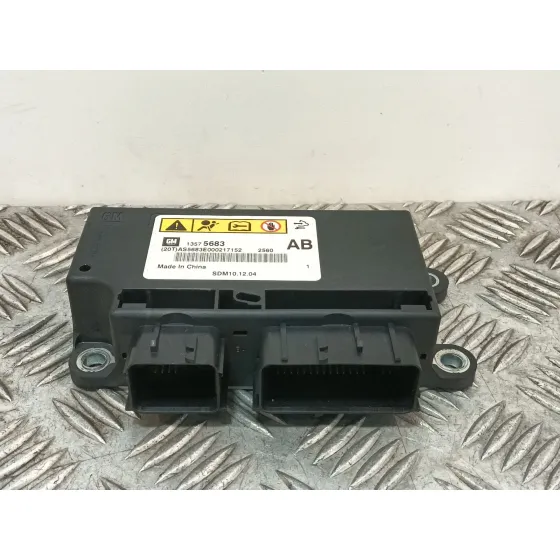 Centralita Airbag para Opel Astra J Lim.