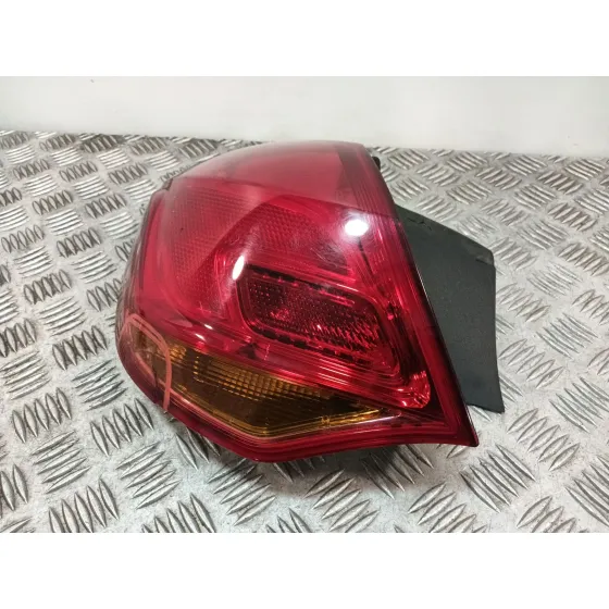 Piloto Trasero Izquierdo para Opel Astra J Lim.