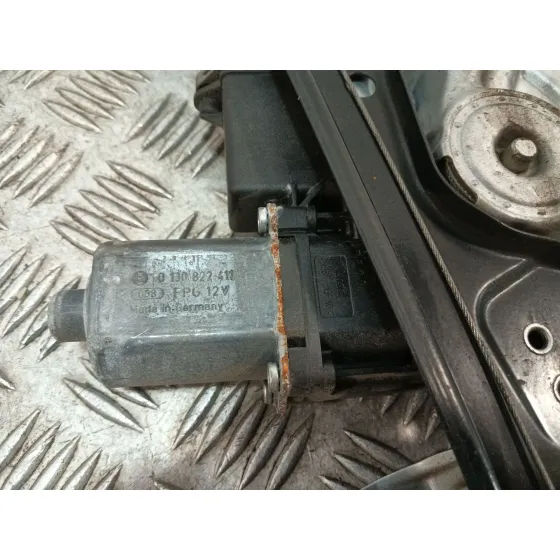Elevalunas Delantero Derecho para Opel Astra J Lim.