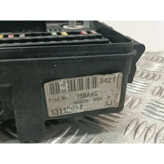 Caja Reles / Fusibles para Opel Vectra C (Z02)
