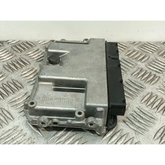 Centralita Motor Uce para Toyota Yaris (_P13_)
