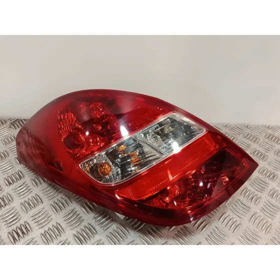 Piloto Trasero Izquierdo para Hyundai I20 I (Pb, Pbt)