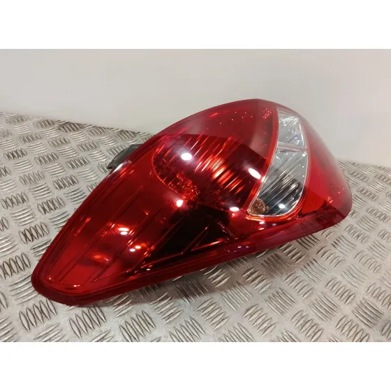 Piloto Trasero Izquierdo para Hyundai I20 I (Pb, Pbt)